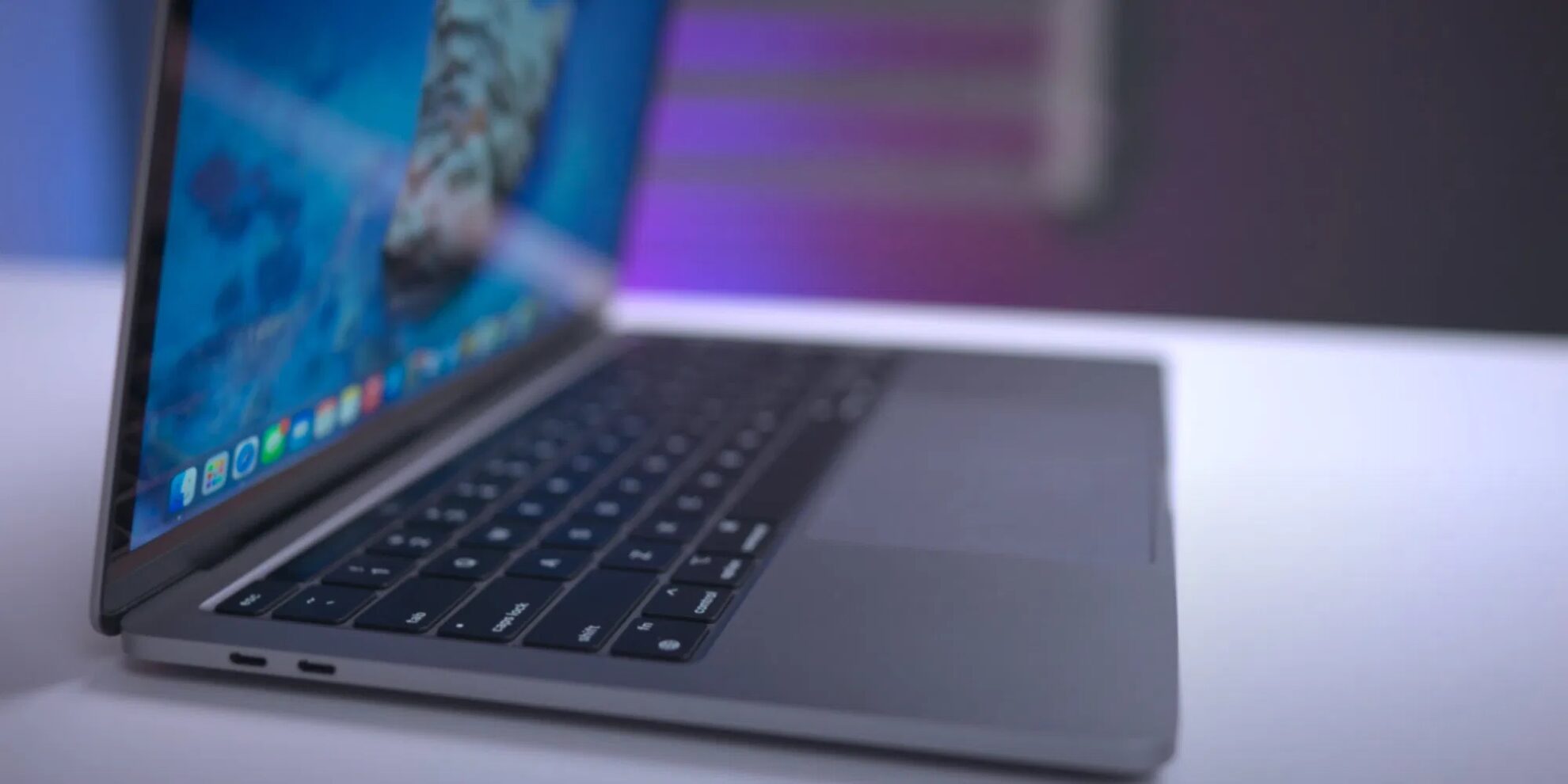 Rumor Nextgen MacBook Pro notebooks could feature SD card slot with
